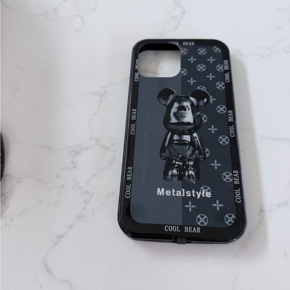 IPhone 13 Pro Max Metalstyle Cool Bear Black IPhone Case